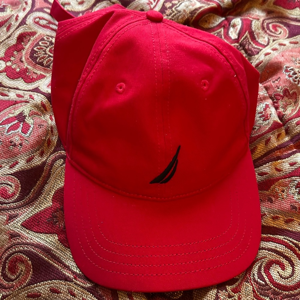 Men’s Nautica baseball cap with adjustable strap